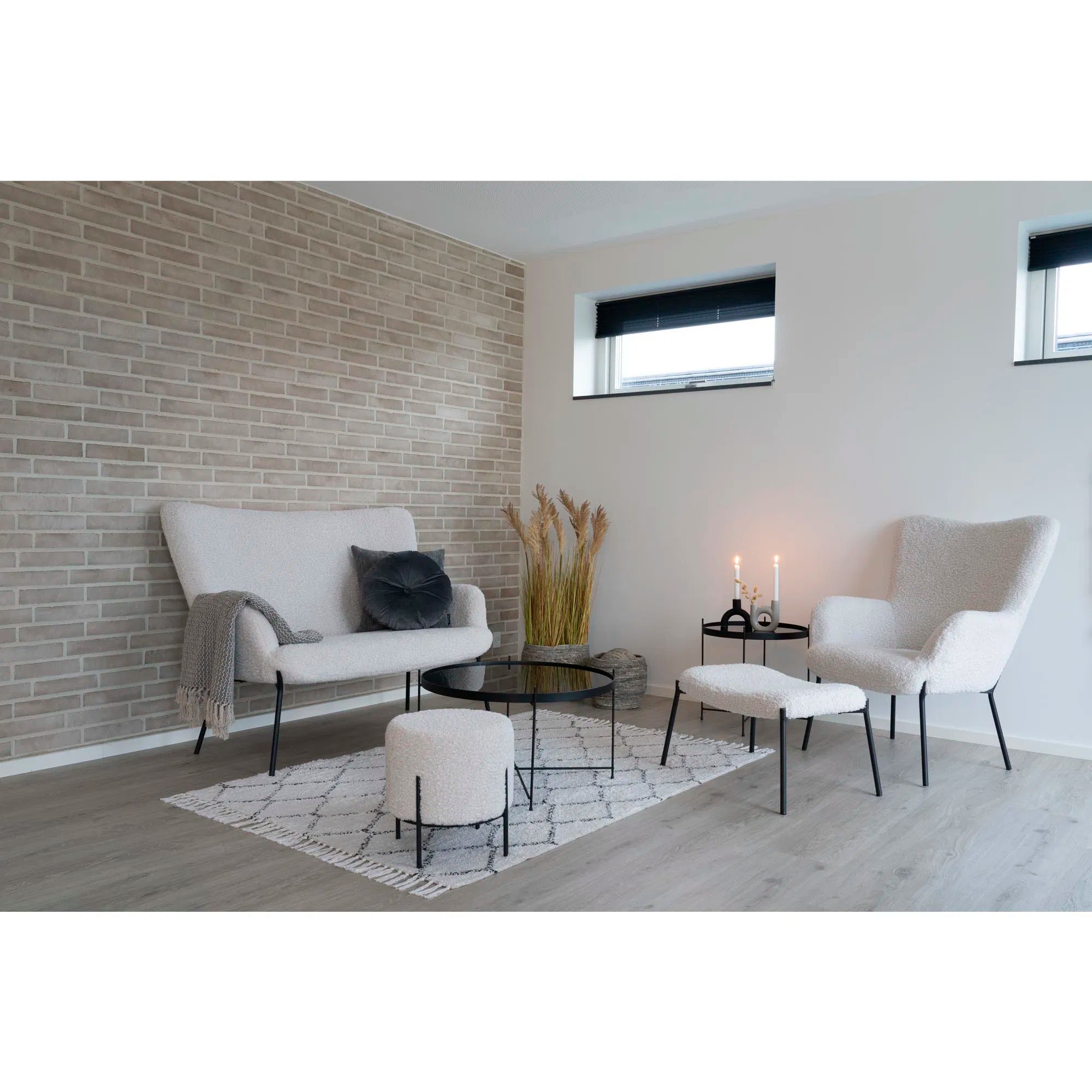 Beistellhocker Hanna in Bouclé Teddystoff