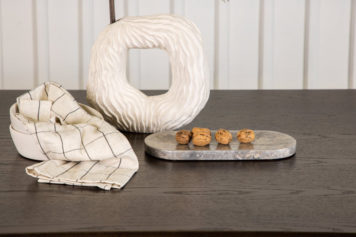 Esstisch Mareva - elegant, modern und mit natürlichem Charme