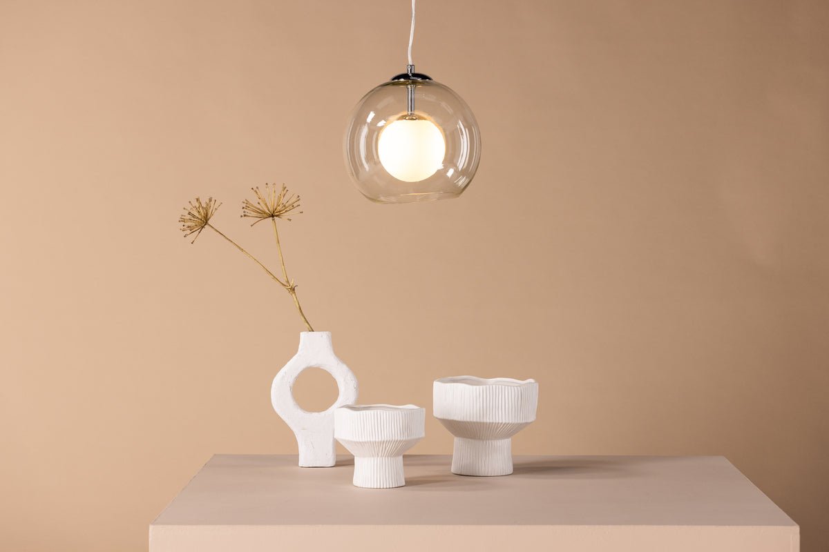 Pendelleuchte „Chobe" – Mit transparentem Lampenschirm aus Glas