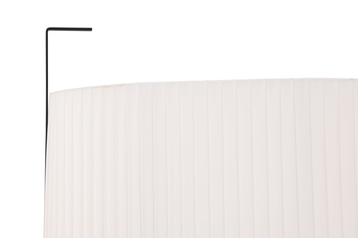 Stehlampe „Solva“ – Hohe Stofflampe in Beige mit schwarzem Metallgestell (Höhe 80 cm)