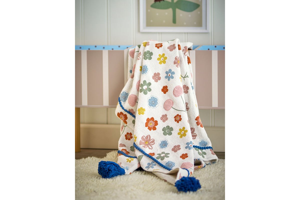 Tagesdecke Lilia - Bunt, aus recycelter Baumwolle