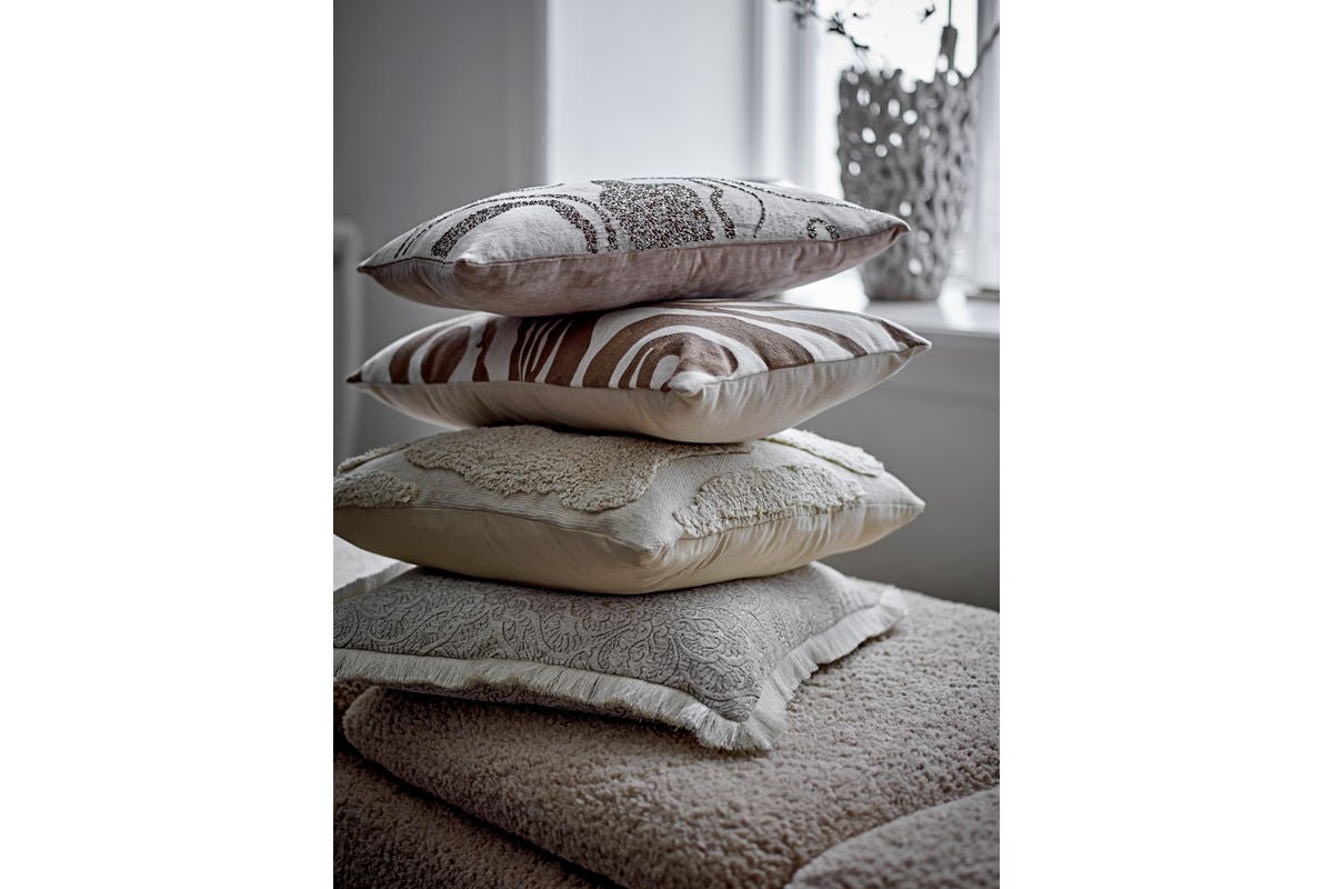 Zierkissen Alba – Getuftetes Ton-in-Ton-Design in Naturtönen