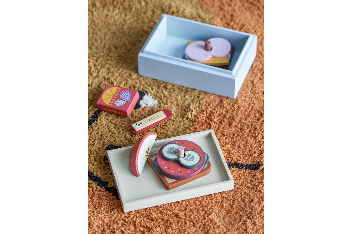 Lernspielzeug Maria - Holz-Spielset Brotbox