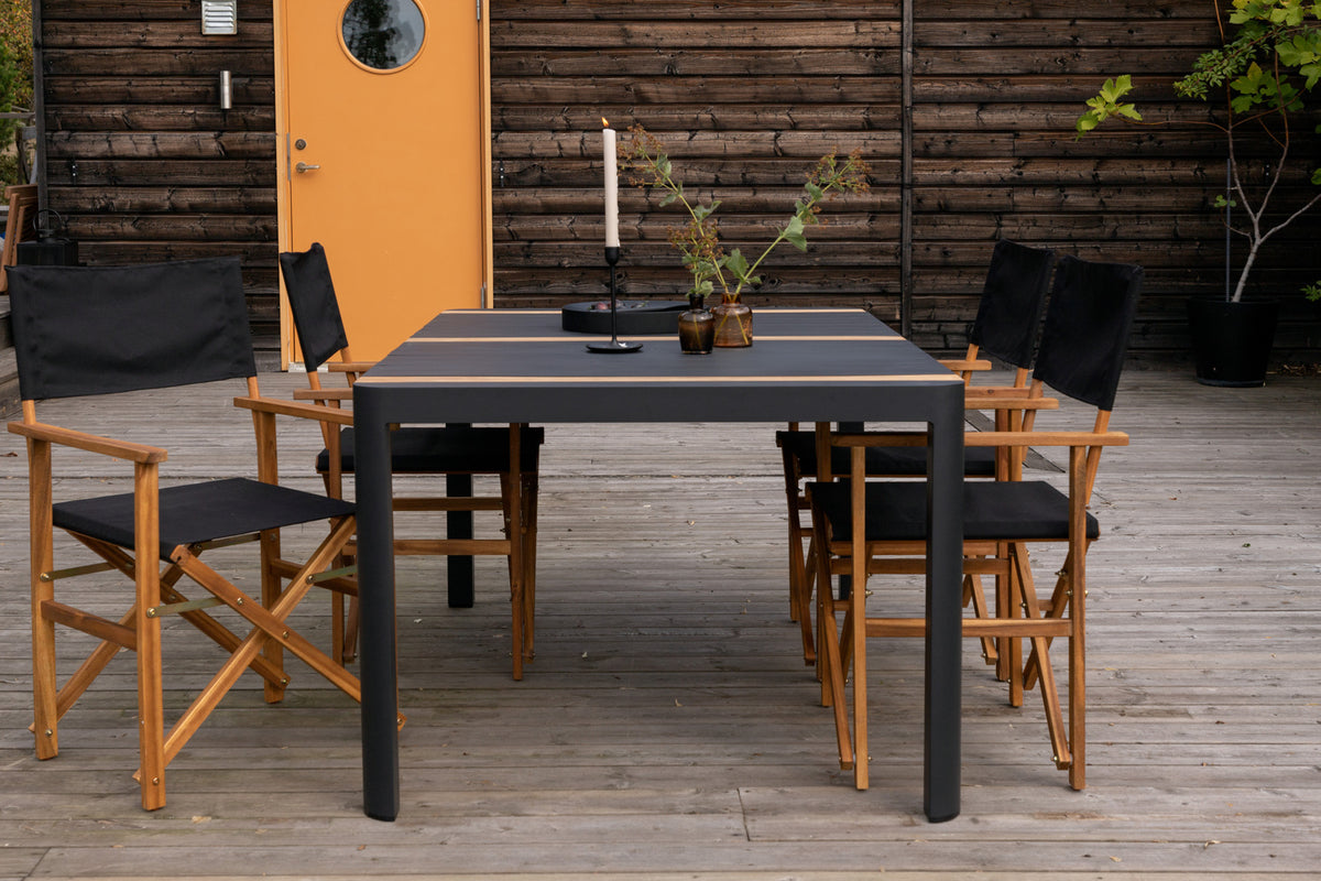 Gartentisch Nuru - Teakholz und Aluminium für Stabilität und Langlebigkeit