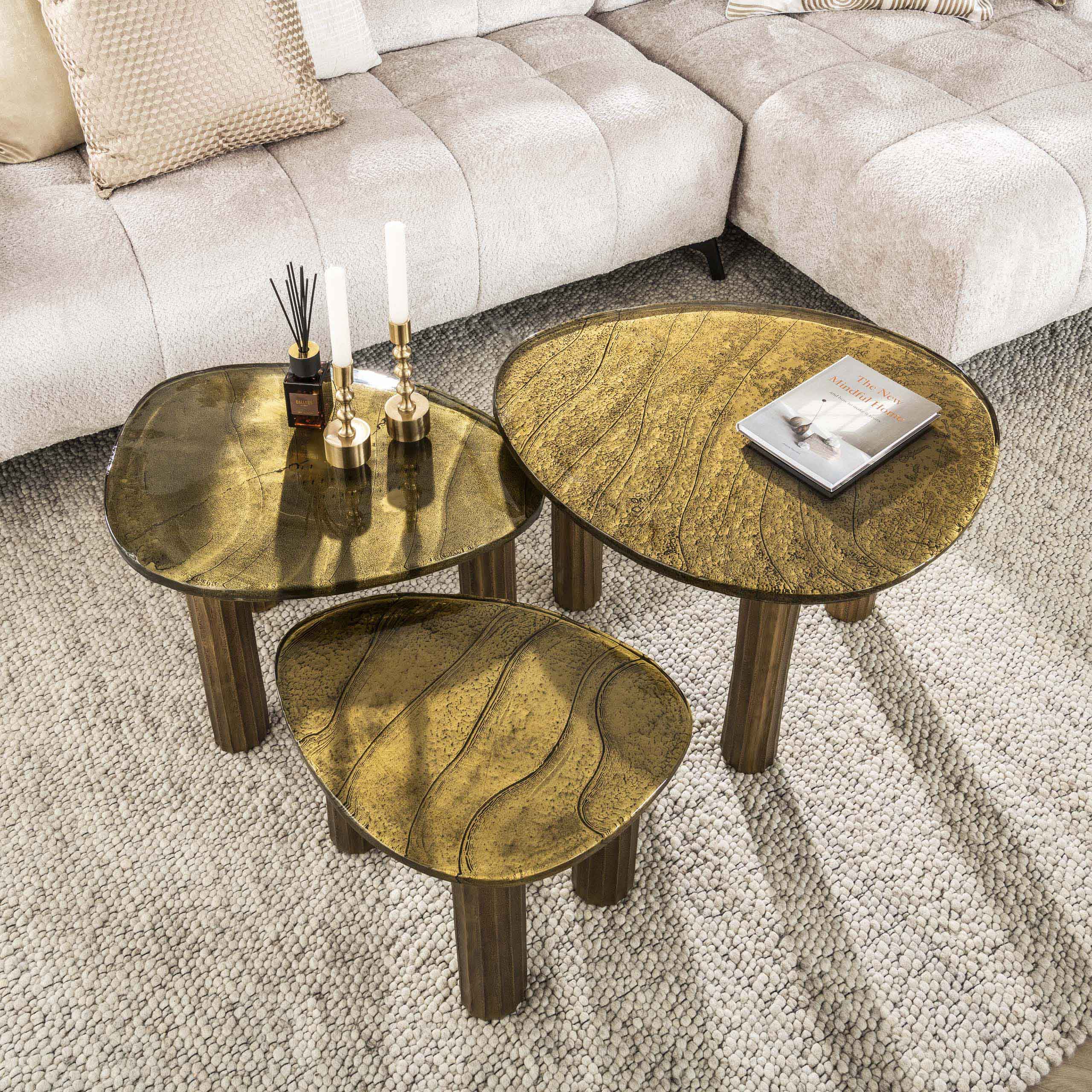 Couchtisch Elysium - Größe L in Antikkupfer oder Antikgold mit Gussglas