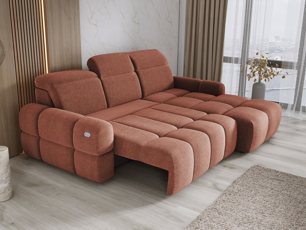 Designer Sofa Arosa L mit elektrischer Schlaffunktion in Bouclé