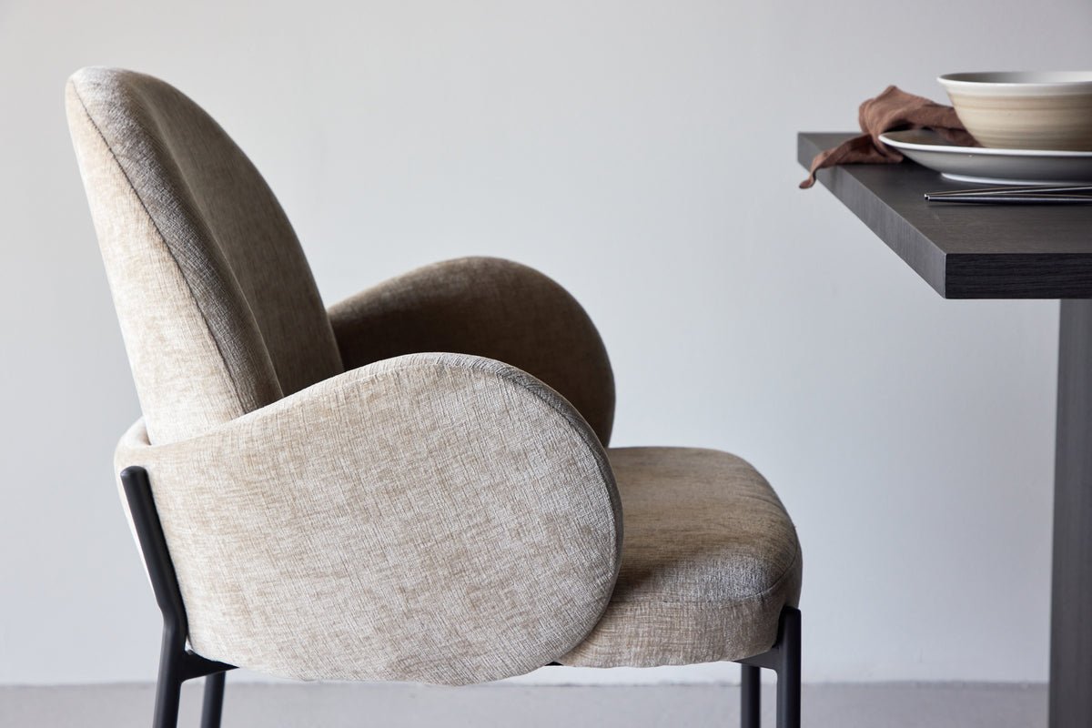 2er Set - Stuhl Hendrix skandinavisch mit schwarzen Stahlbeinen