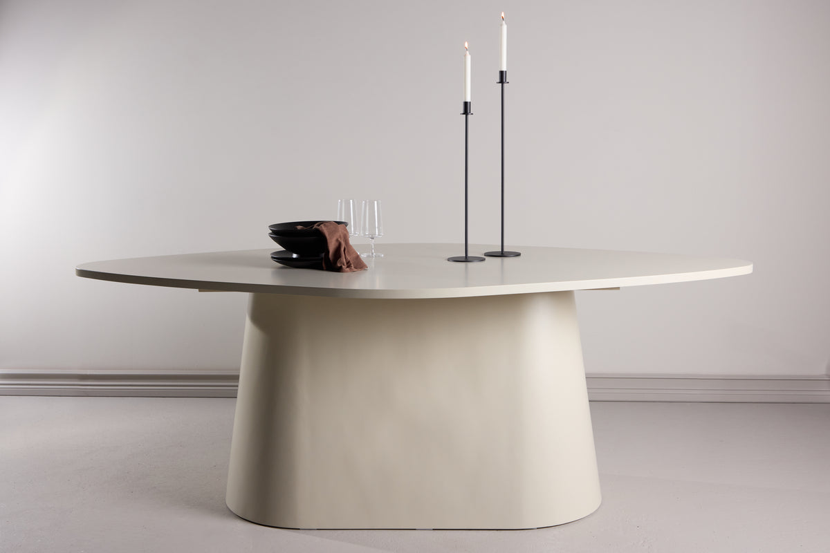 Esstisch Solaro – Ovaler Design-Esstisch 210x110 cm in Beige
