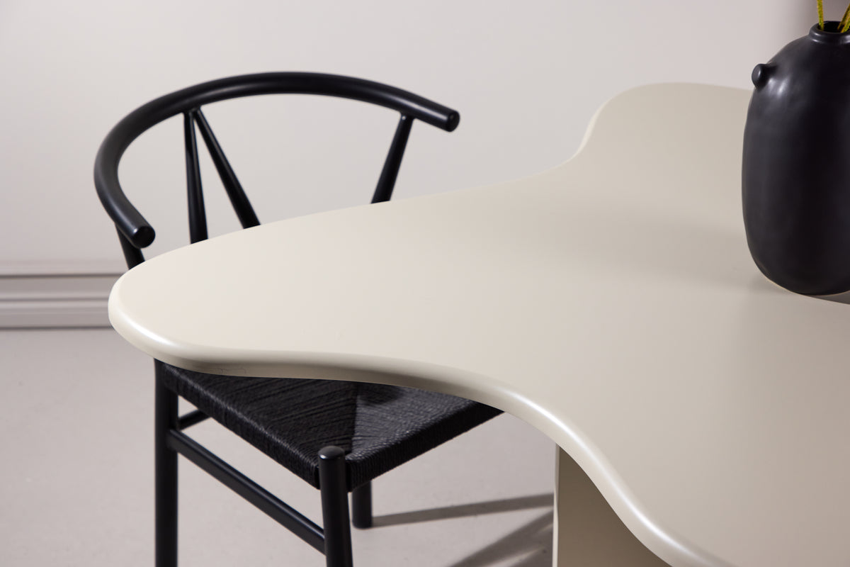 Esstisch Lumière – mit einzigartiger Tischplatte