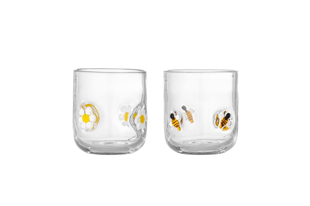 Trinkglas Mellia – Klarglas mit floralen Reliefdetails (2er-Set)