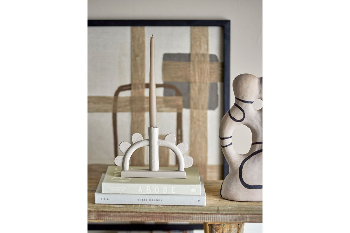 Kerzenhalter Nalia – Aluminium in Naturton