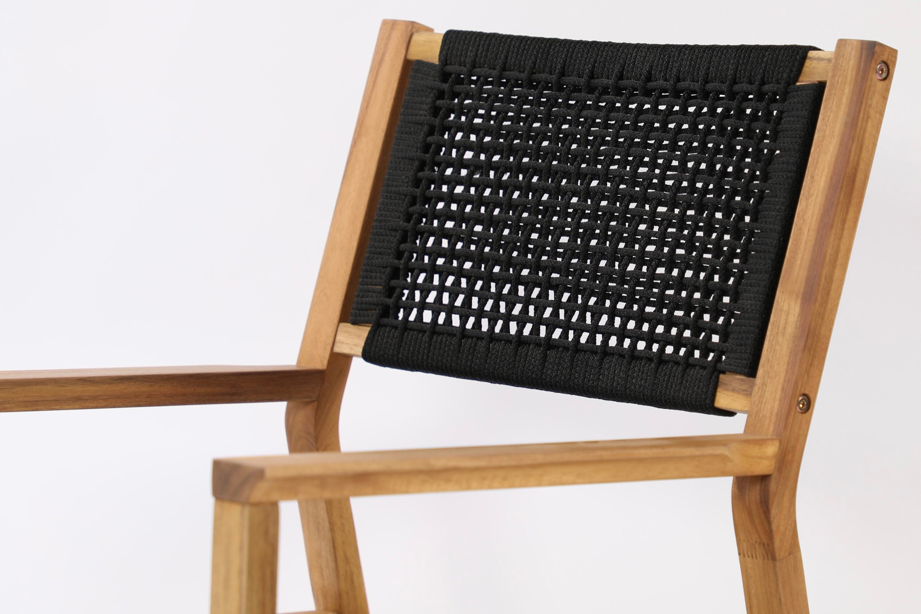 2er - Set Gartenstuhl Mana - aus Akazienholz mit schwarzer Sitzfläche und Rückenlehne