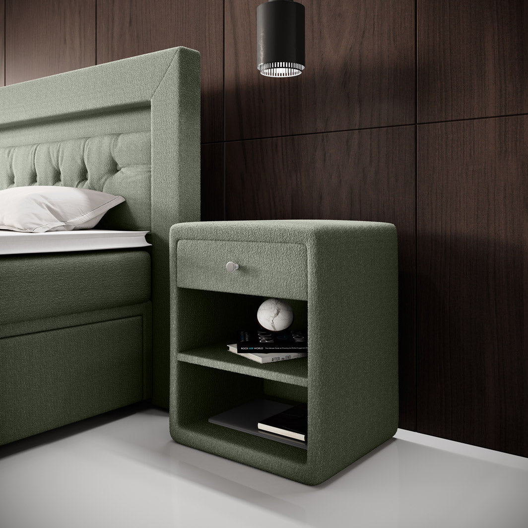 Designer Nachttisch Amy in Bouclé