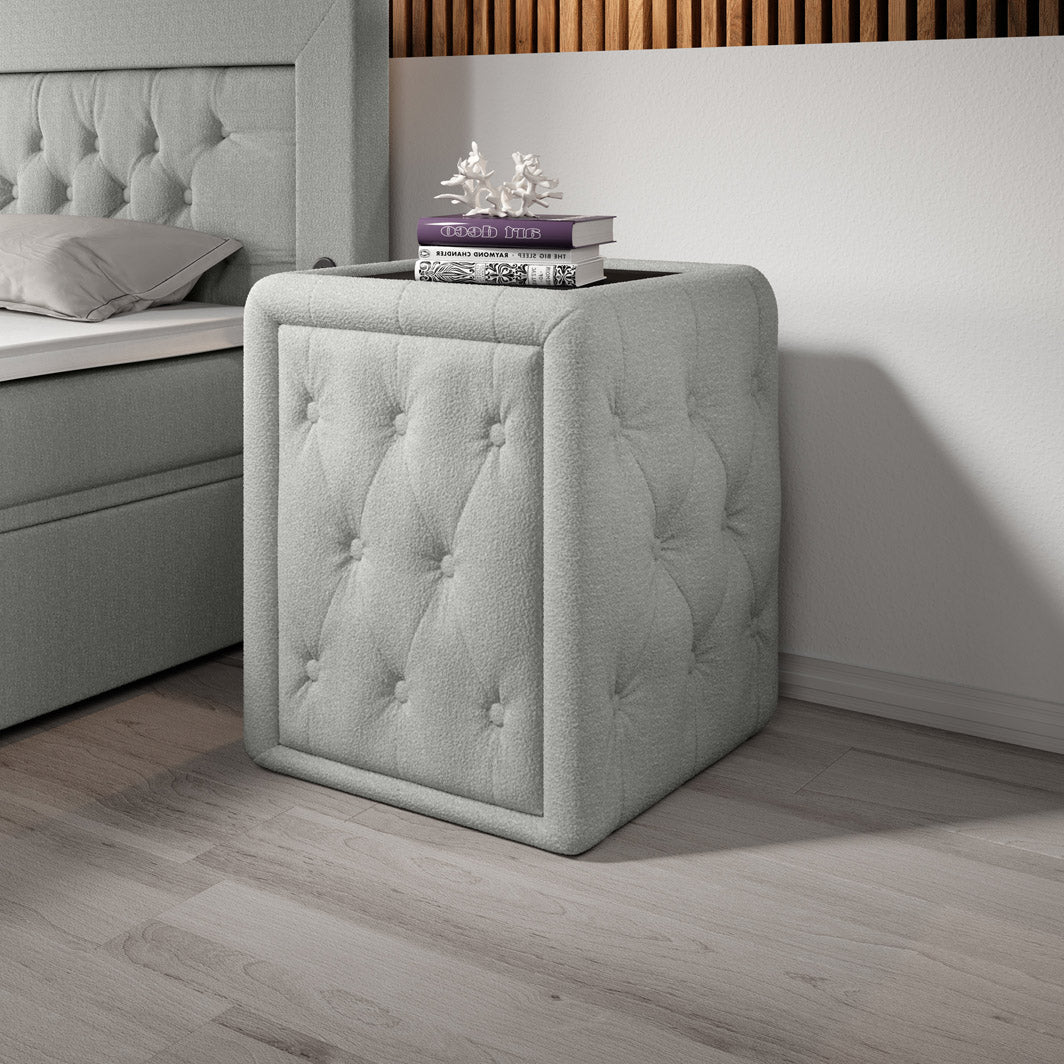 Designer Nachttisch Josy in Bouclé