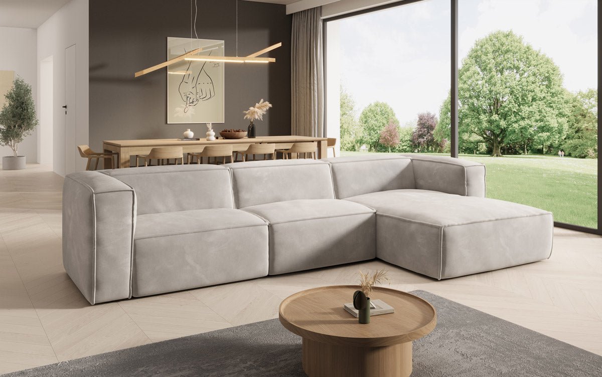 Designer Sofa Comfy in Samt
