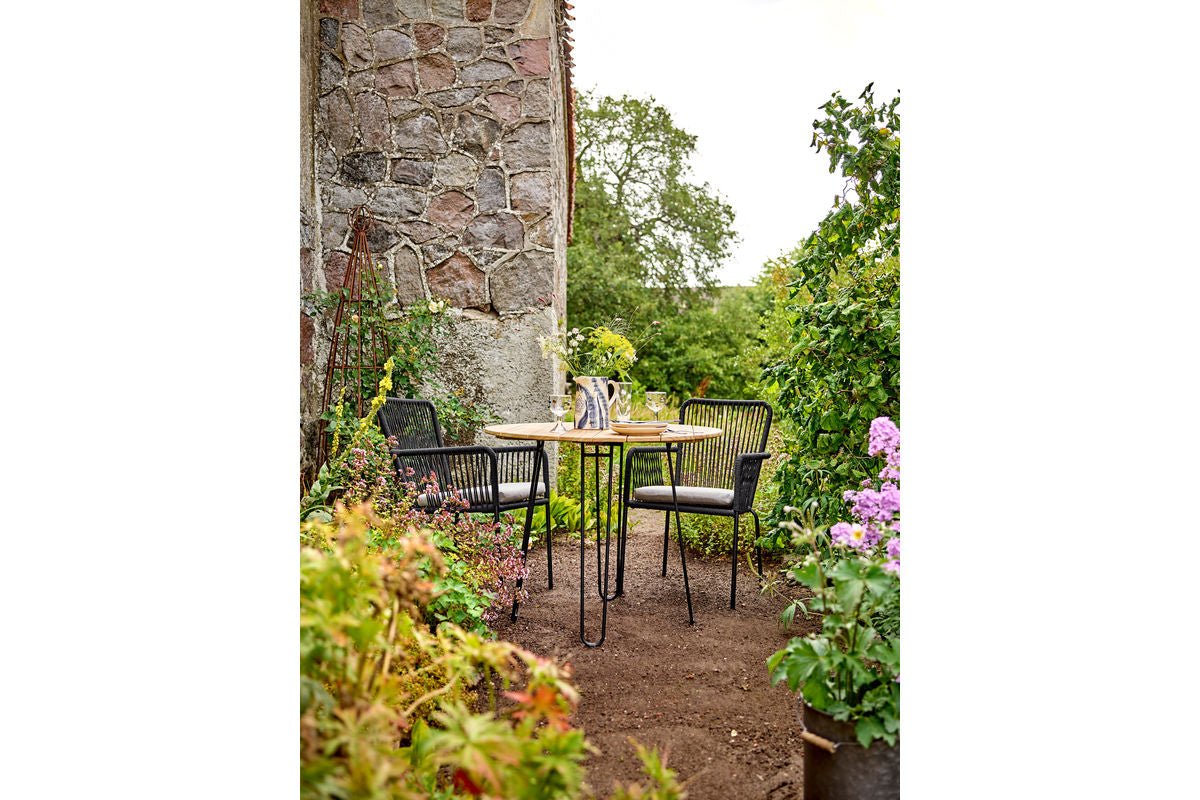 Garten-Esstisch Tavon – FSC®-Teakholz mit Metallgestell