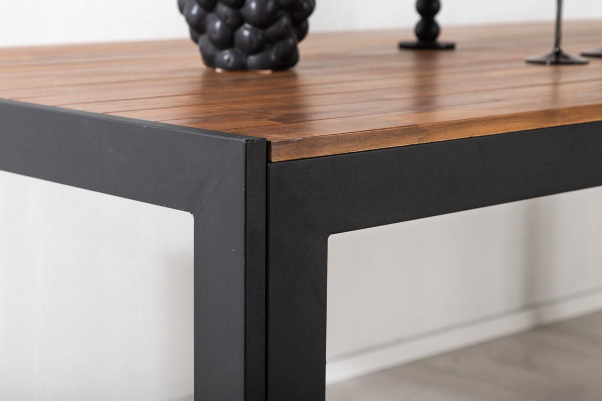 Gartentisch Uzuri - Rechteckiger Esstisch aus Akazienholz und schwarzem Metallgestell