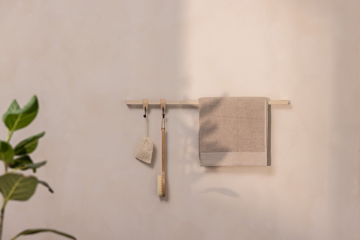 Handtuchhalter Vana – minimalistisch, rund oder eckig, drei Breiten