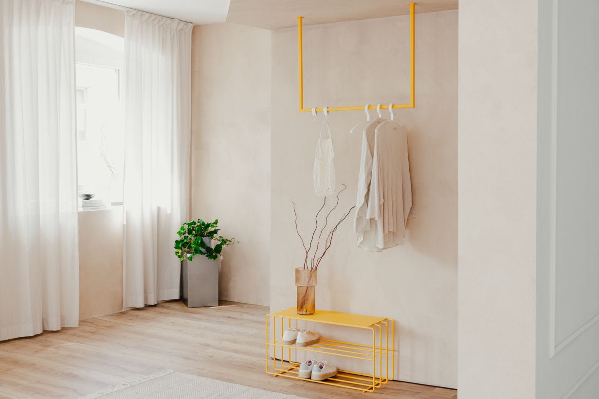 Garderobe/Kleiderstange Rubi – Hängendes Design aus Stahl