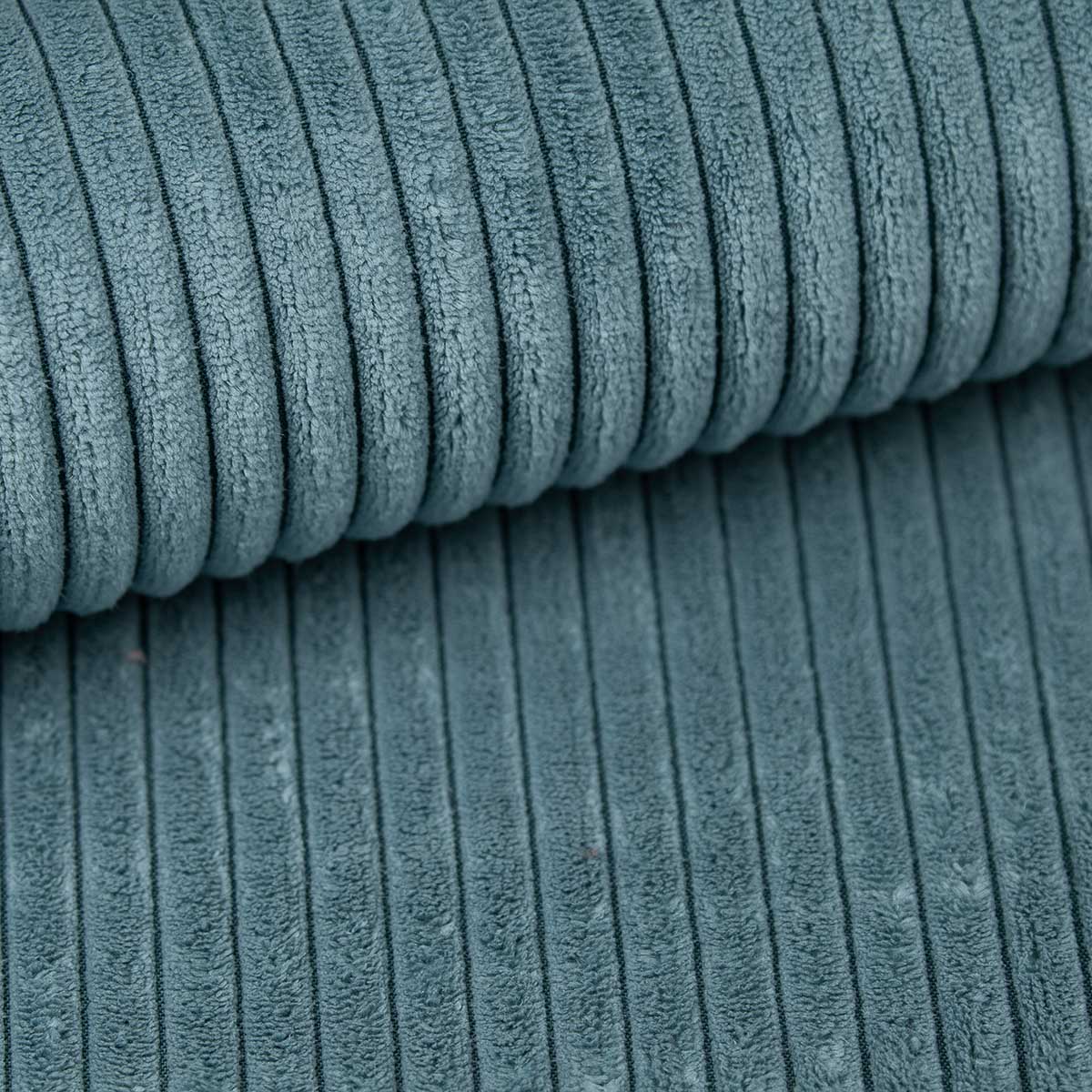 Boxspringbett Siena mit hochklappbarem Stauraum in Cord