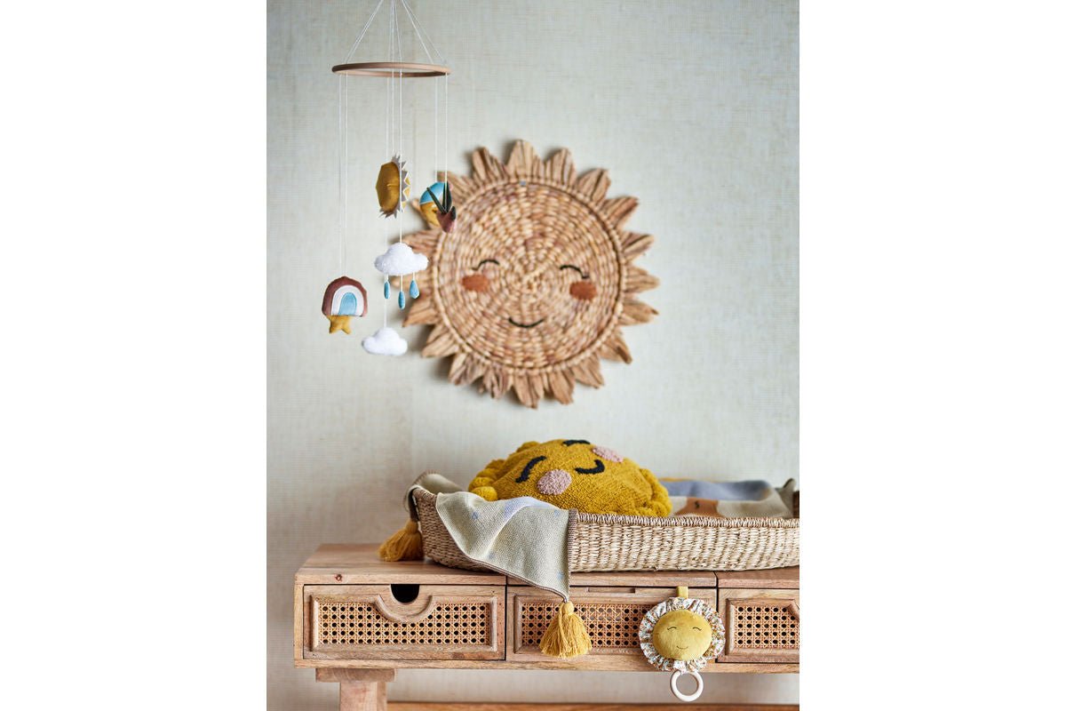 Mobile Luma – sanftes Baby Mobile mit Sonne, Mond & Wolken