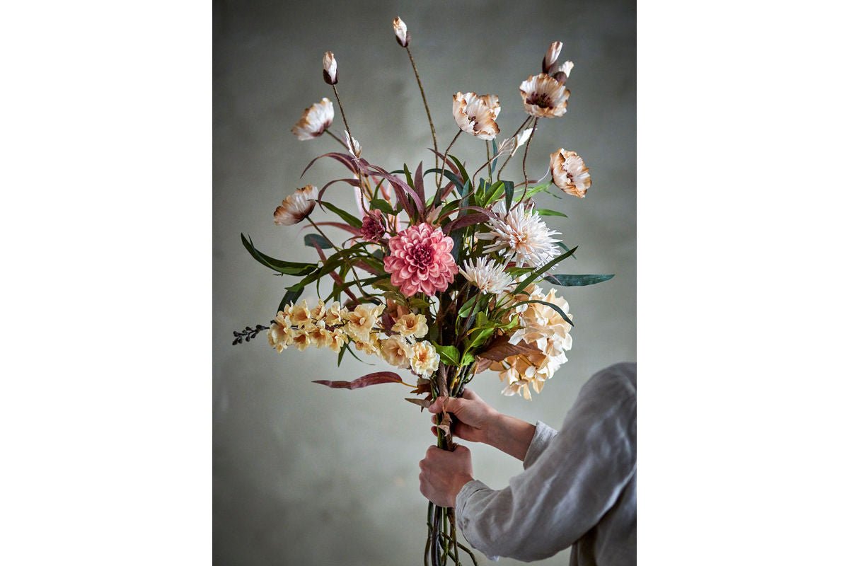 Künstlicher Blumenstrauß Noa – Sanfte Naturtöne mit luftiger Leichtigkeit