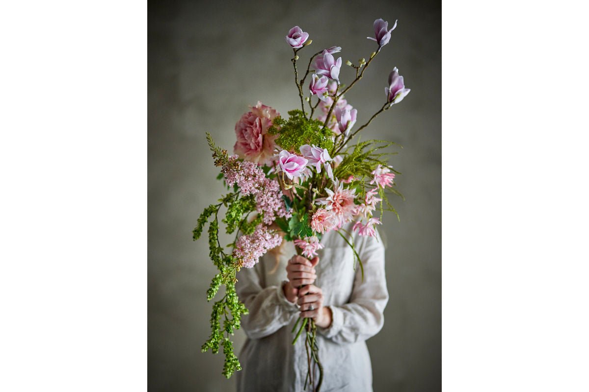 Künstlicher Blumenstrauß Rosalie – Blüten in Rosa- und Grüntönen