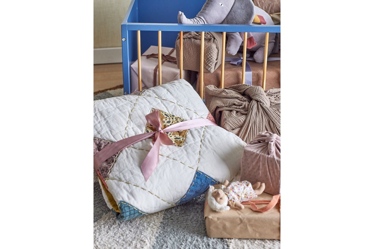 Kinder-Quilt „Liora“ – Bunte Baumwolldecke