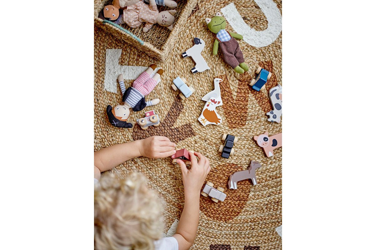 Kinder-Teppich „Letter“ – Naturfarbener Juteteppich