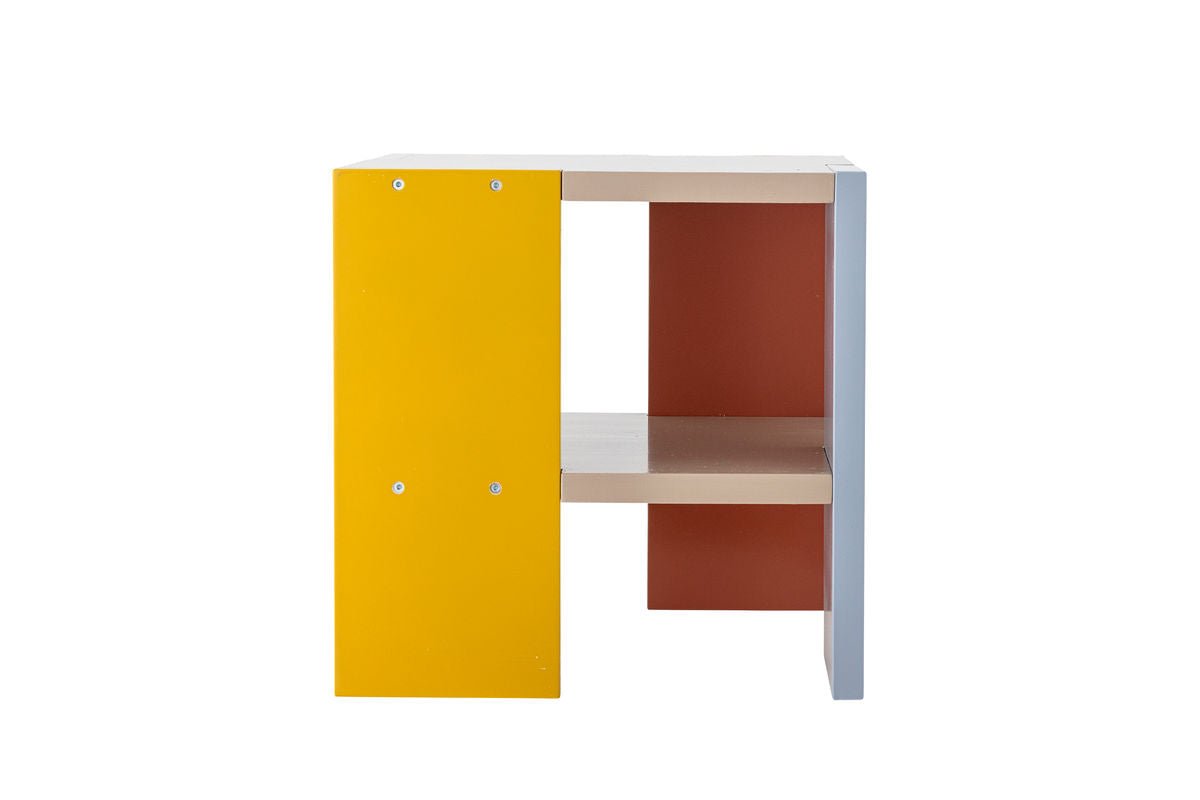 Kindertisch Justus - quadratischer Tisch aus FSC-MDF mit bunten Seiten