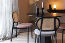 Esszimmerstuhl Carlo – aus Rattan in Rosé