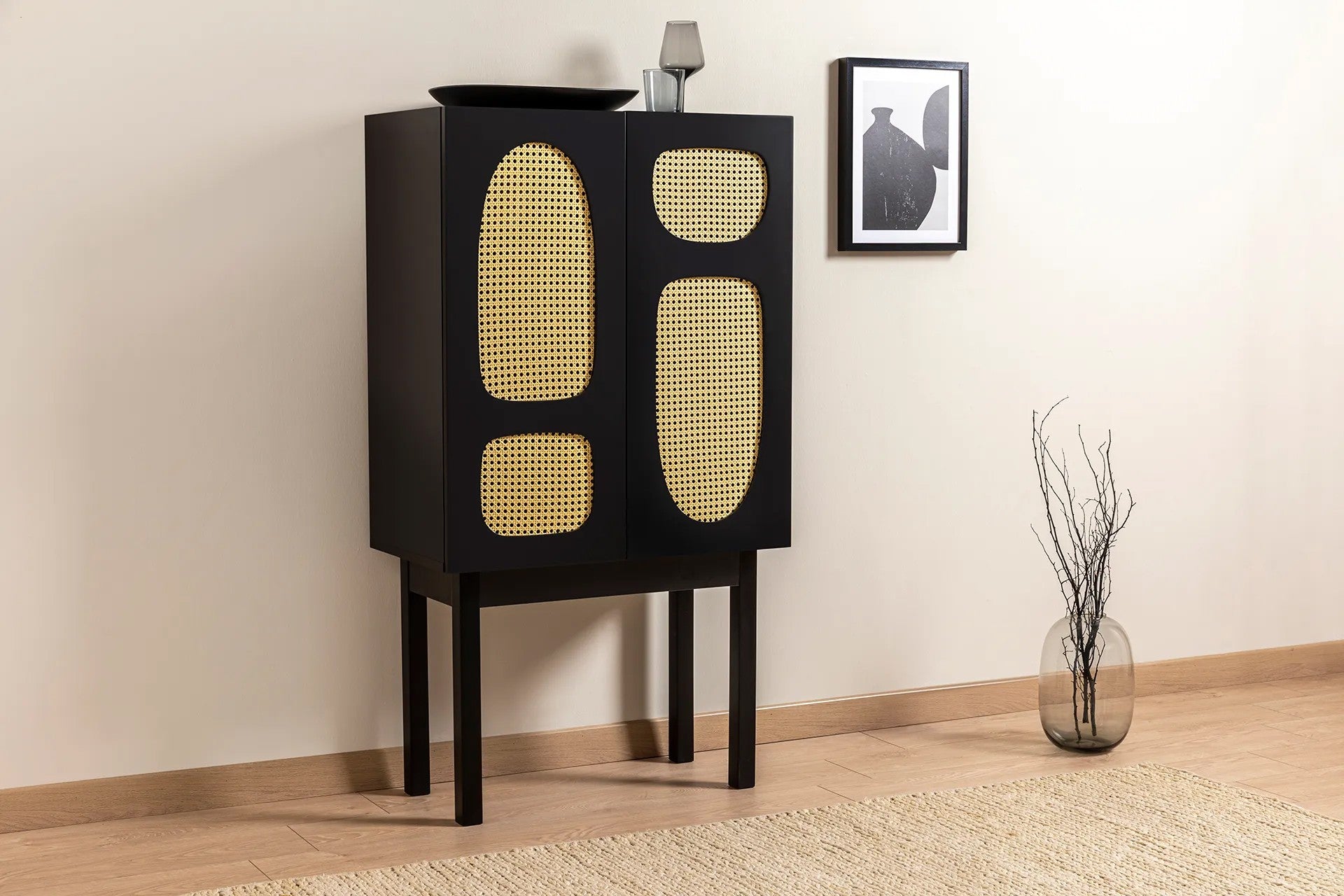 Designer Kommode Jorvella - aus Schwarz beschichtetem Holz