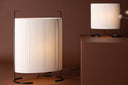 Stehlampe Solva – Hohe Stofflampe in Beige mit schwarzem Metallgestell (Höhe 80 cm)