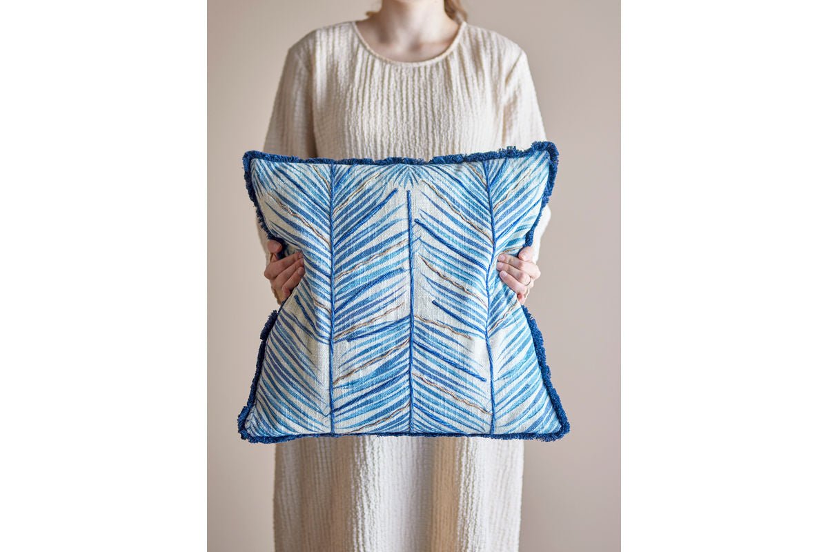 Zierkissen Lana - aus Baumwolle in der Farbe Blau