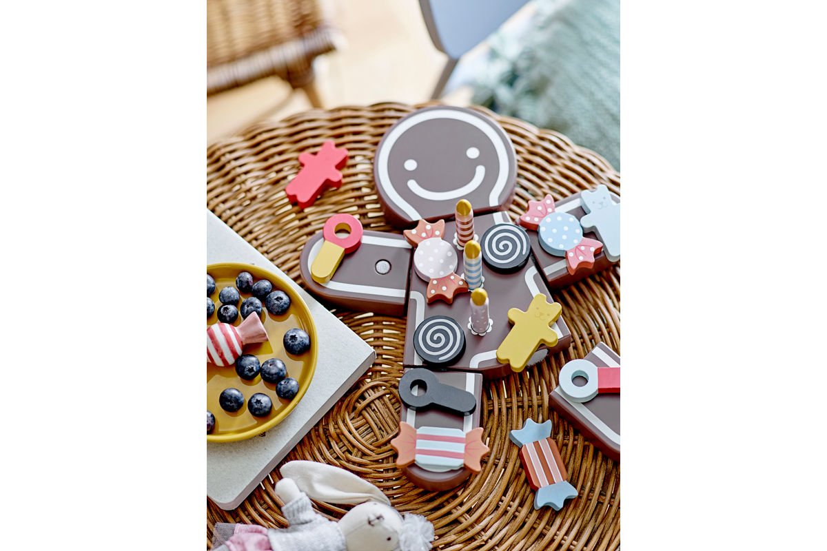 Kinder Spielset Mona – Geburtstagstorte aus Holz mit Klett-Süßigkeiten & Kerzen