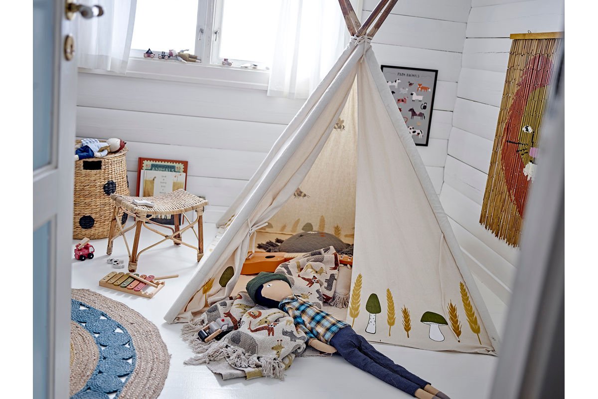 Wanddekoration Kiano – Löwenmotiv aus Bambus