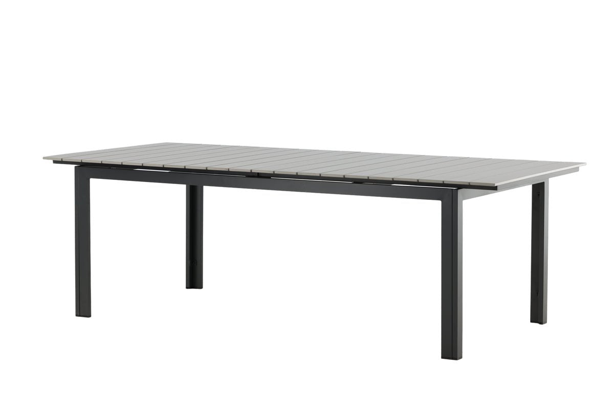 Gartentisch Kairen - perfekt für gesellige Runden im Freien