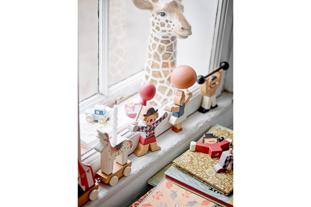 Aktivitätsspielzeug Erika - fördert Motorik & Kreativität