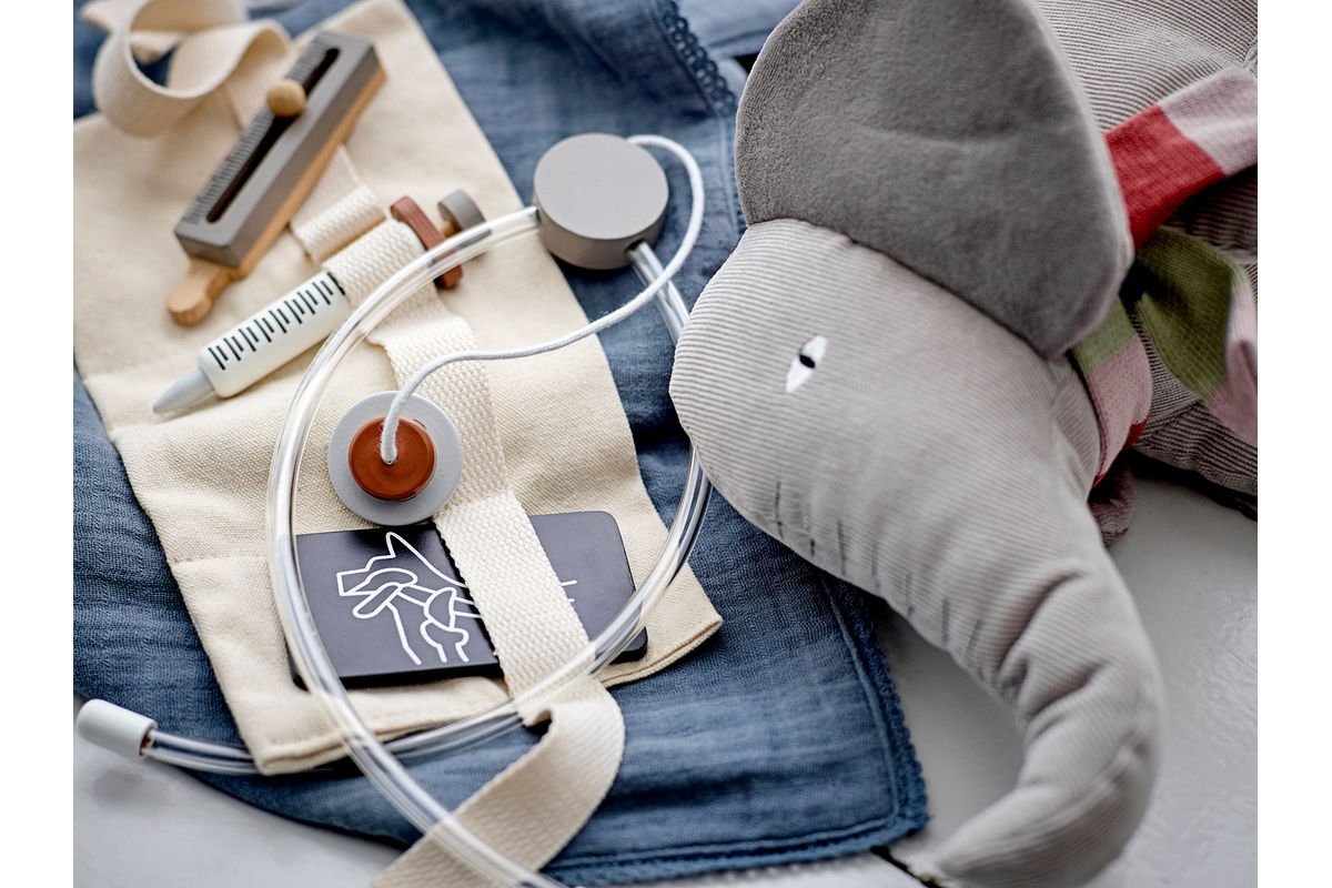 Spielset Vetri – Tierarzt-Spiel aus FSC®-Buche (6-teilig)