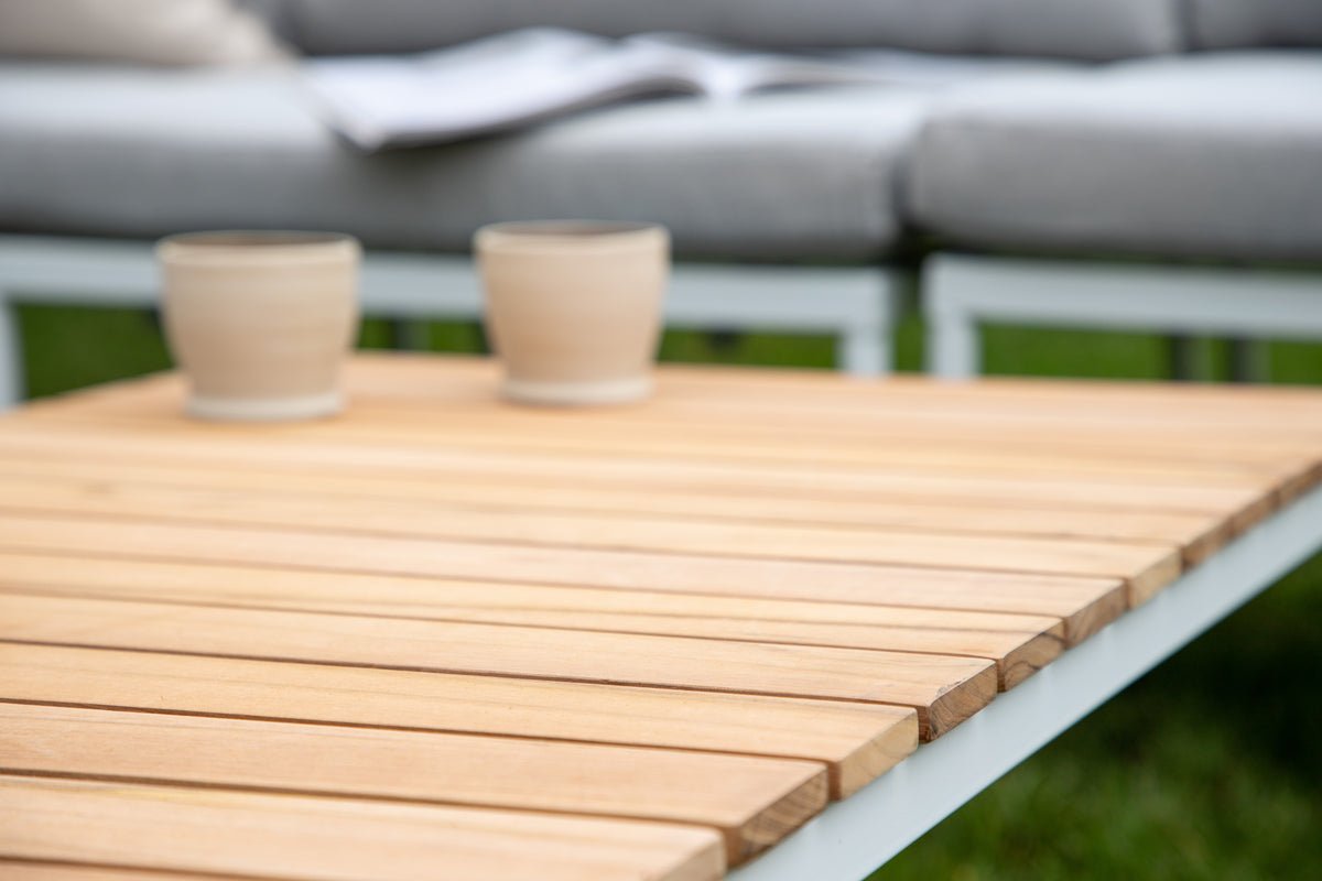 Garten Loungeset Luana – in Weiß & Schwarz mit Teak-Tisch & Polstern