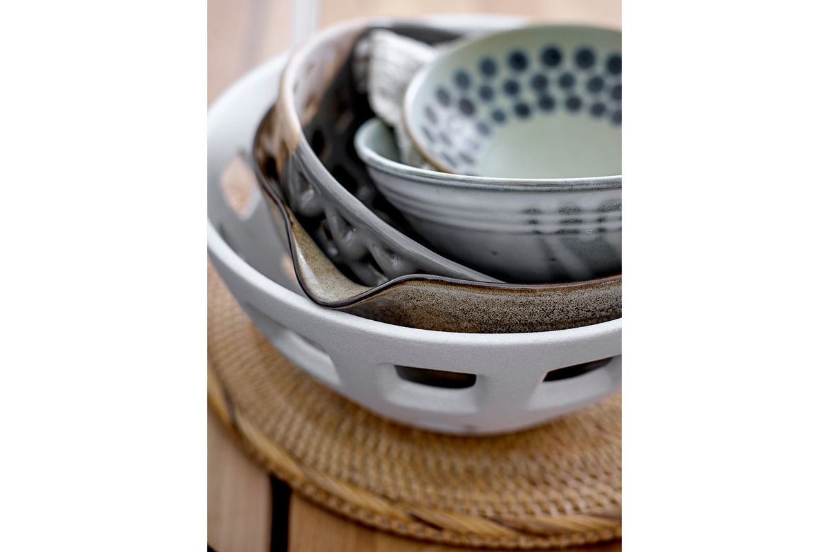 Deko-Schale Ana – skulpturales Steingut in Grau