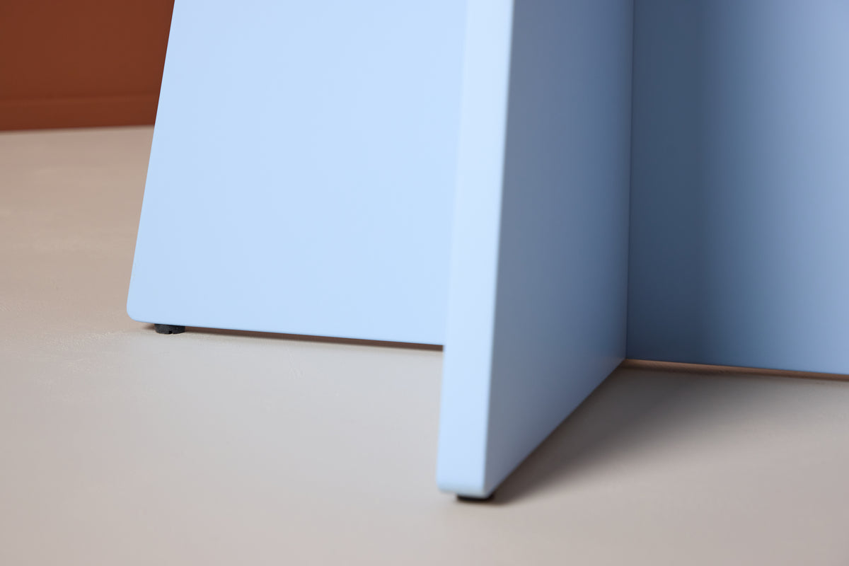 Esstisch Orin -  im modernen Design mit einem verspielten Touch