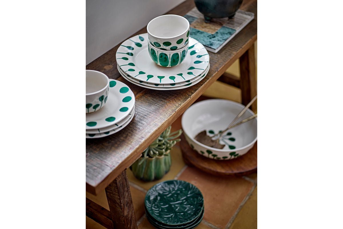 Schale Mireya – Handbemaltes Steingut mit floralem Punktmuster