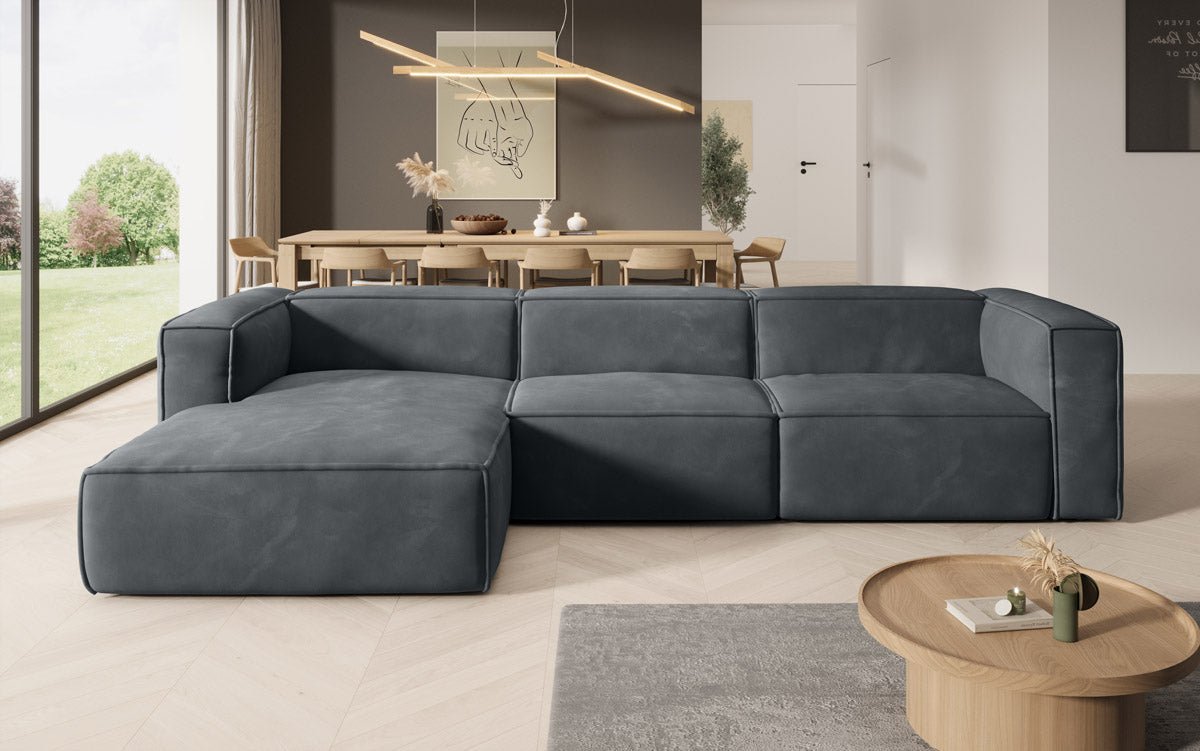 Designer Sofa Comfy in Samt
