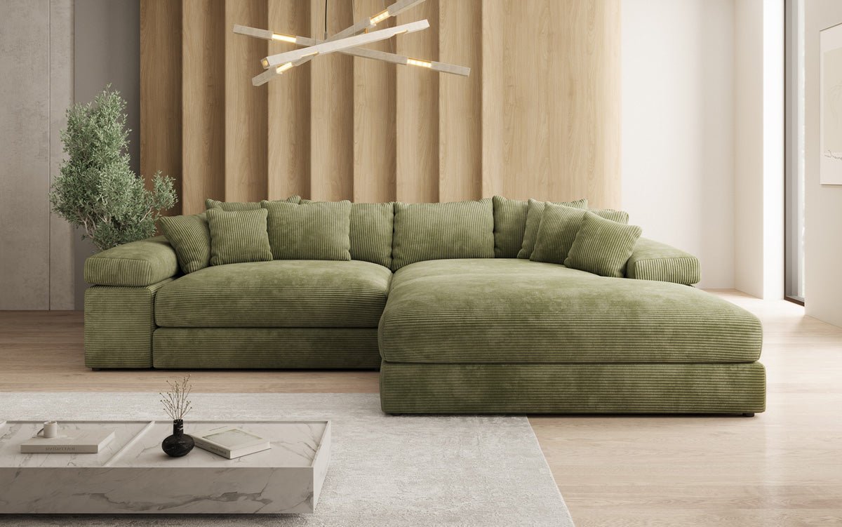 Designer Sofa Bernardo mit breiter Ottomane in Cord
