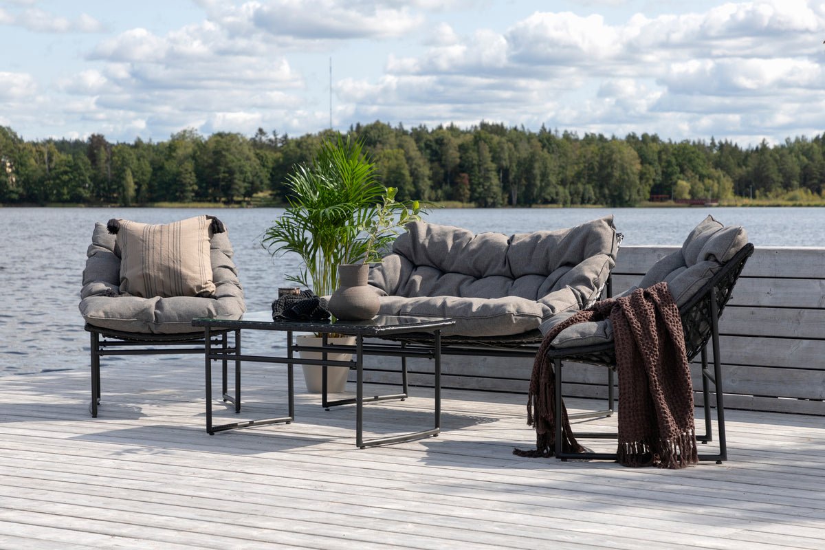 Garten Loungeset Marvella – 4-teiliges Outdoor-Sofa-Set in Schwarz mit Polstern