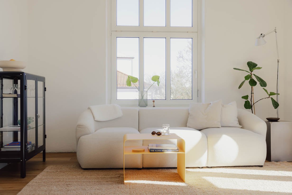 Couchtisch/Beistelltisch Cosmo – Pulverbeschichtetes Metall in modernem Design