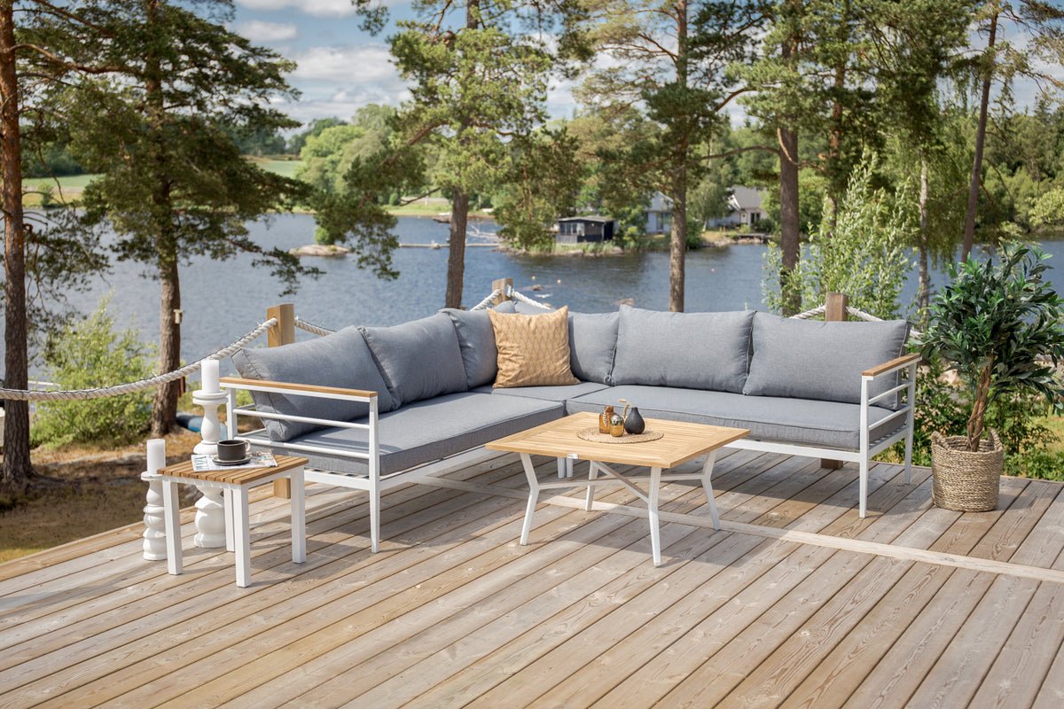 Lounge Set Puerto – aus Metall mit Teakholz-Details, inkl. Kissen