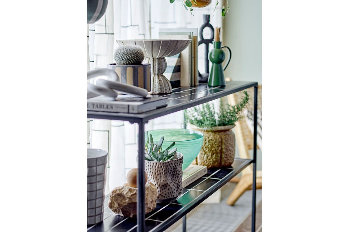 Blumentopf Karsen – Rustikales Steingutdesign in warmem Braun