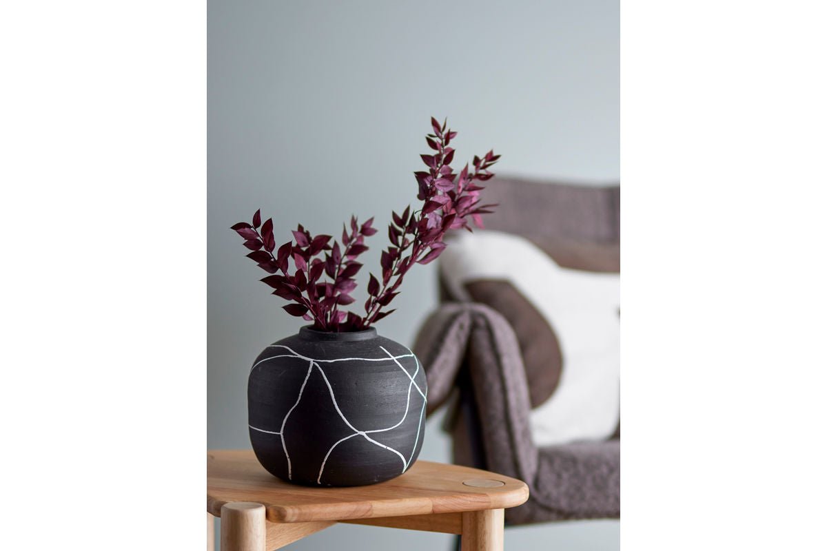 Deko-Vase „Virela“ – Schwarze Terrakotta